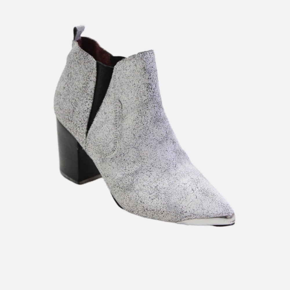 REPORT Signature Women's White Crackled pointed Toe Ankle Boots Size‎ 7